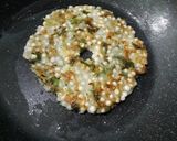 A picture of step 6 of Sabudana thali peeth.