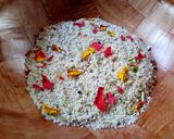 A picture of step 5 of White Chocolate Bark#foodphotographychallenge.