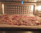 Foto langkah ke 4 dari resep Pizza Kotak.