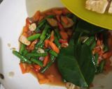 Foto langkah ke 4 dari resep Oseng Tempe Gembus.