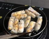 Hình bước làm 2 của món Chả Giò Tôm Thịt
