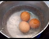 รูปขั้นตอนการทำที่ 4 ของ ข้าวไรซ์เบอร์รี่ไก่ทอดกระเทียมไข่ต้ม