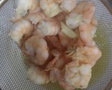 Foto langkah ke 1 dari resep Udang Sambalado.