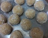 A picture of step 5 of Stuffed Coconut Ladoo 🥥.