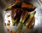 A picture of step 2 of Stuff baigan sabji.