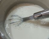 Une image de l'étape 1 de 🥭 Panna cotta vanille coco coulis passion mangue.