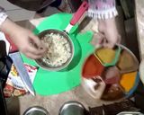 A picture of step 3 of Sheet samosa pakora.