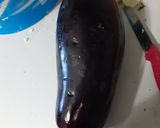 A picture of step 2 of Eggplant pakora.