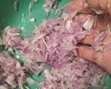 Foto langkah ke 2 dari resep Bawang goreng gurih.