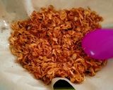 Foto langkah ke 4 dari resep Bawang goreng.