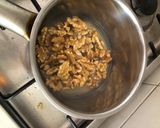 Foto del paso 1 de la receta: Nueces caramelizadas