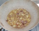 Foto langkah ke 7 dari resep Tumis Jamur Shimeji.