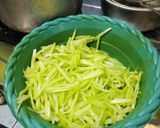 Foto langkah ke 2 dari resep Tumis Labu Siam.