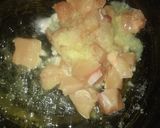 A picture of step 2 of Chicken jalfrezi pasta.