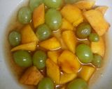 Foto del paso 4 de la receta Macedonia de melocotón y uva moscatel