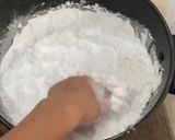 A picture of step 2 of Ka-Nhom-Tian Kaew, Stuffed Dough Pyramid Dessert.