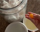 Hình bước làm 3 của món Trứng Muối Nhanh