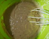 Foto langkah ke 3 dari resep Bolu pisang mekar tanpa telur.