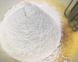 A picture of step 3 of Keto Apple cake.