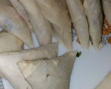 A picture of step 2 of Chicken tikka samosas.