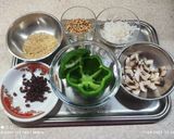 عکس مرحله 1 از دستور دلمه شکم پر گیاهی