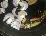 A picture of step 3 of Kache kele ki dry sabji.