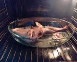 Foto del paso 4 de la receta: Paletilla de cordero lechal al horno