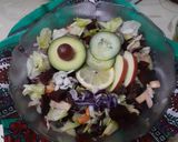 A picture of step 5 of Fruit and vegetable salad.