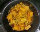 A picture of step 3 of Guvar-kaddu sabji.
