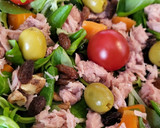Foto del paso 3 de la receta: Ensalada especial con atún y salsa mahonesa