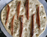 Foto del paso 3 de la receta: Focaccia con anchoas y paté de aceituna negra con avellanas