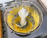 Une image de l'étape 3 de Gâteau moelleux aux pommes, citron et mascarpone.