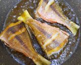 Foto langkah ke 1 dari resep Pesmol Ikan Ekor Kuning.