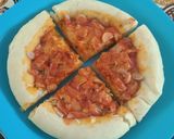Foto langkah ke 5 dari resep Pizza Simple.