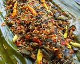 Foto langkah ke 7 dari resep Pepes ikan kembung daun singkong.