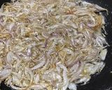 A picture of step 5 of Mughlai dal.
