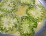 Foto del paso 2 de la receta: Tomate verdes fritos!