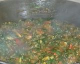 A picture of step 8 of Lahsooni Palak.