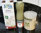Foto del paso 2 de la receta: Té matcha y mango con bebida vegetal de avena