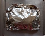 Foto del paso 3 de la receta: Pescado empapelado con salsa de tomatillo