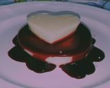 Foto del paso 8 de la receta: Panna cotta a base de menta a acompañado de un coulis de jamaica
