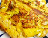 Foto langkah ke 4 dari resep Roti Telur Bersaus.