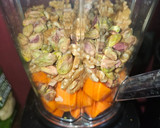 Foto del paso 3 de la receta: Carrot cake con nueces y pistachos