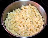 Húsos-gombás fusilli recept fázis 1 fotója