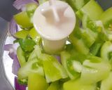 A picture of step 2 of Green Salsa.