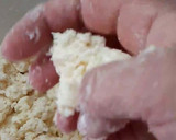 Foto del paso 4 de la receta: Chipá calentito para la hora del mate 🧉