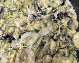 Foto del paso 3 de la receta: 471. Scarpaccia con mozzarella y aceitunas (principal verdura)