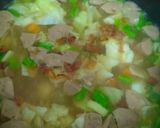 Foto langkah ke 7 dari resep Sayur Sop TePuBa (telur puyuh bakso).