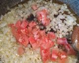Foto del paso 2 de la receta Pimientos rellenos de arroz, merluza y tomate