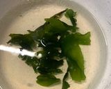 Foto langkah ke 1 dari resep 123. Miso soup.
